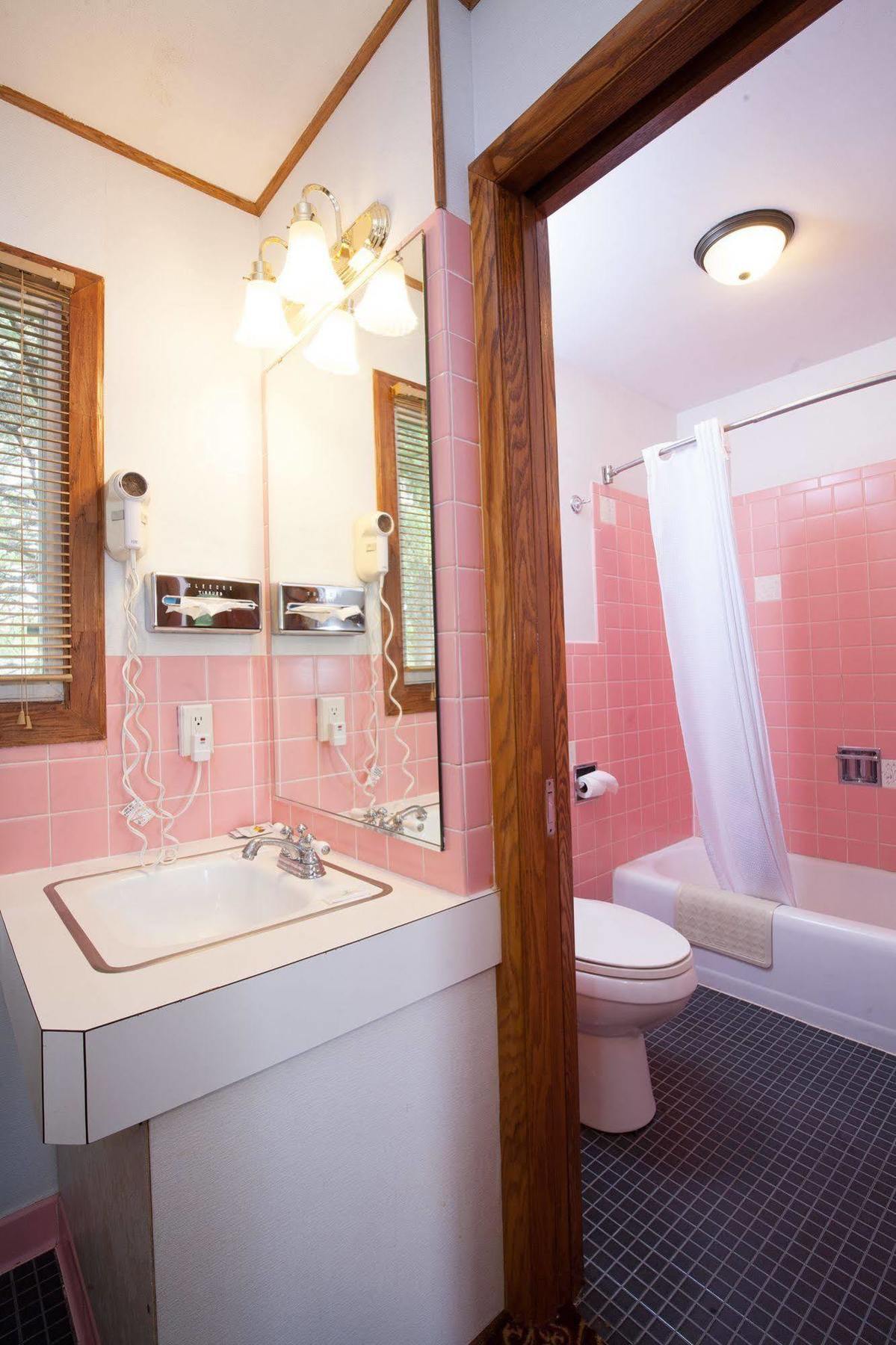 Park Motel Marshfield Bagian luar foto
